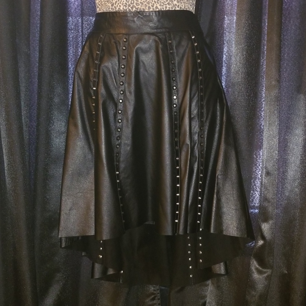 NWT bebe asymmetrical leather skirt - Picture 2 of 5